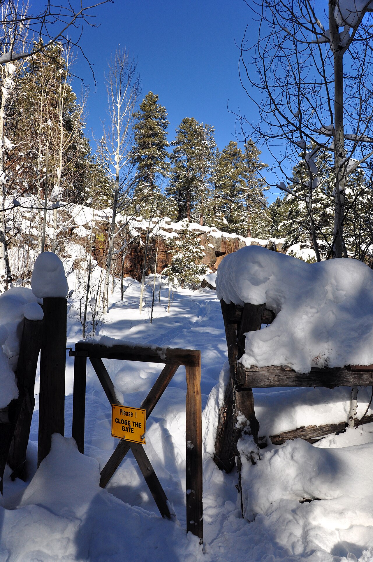 Metadata Validation Gates Sink Creative Pipelines Before Review — Keyhole Sink Snowy Trail 2017 (32544646405)