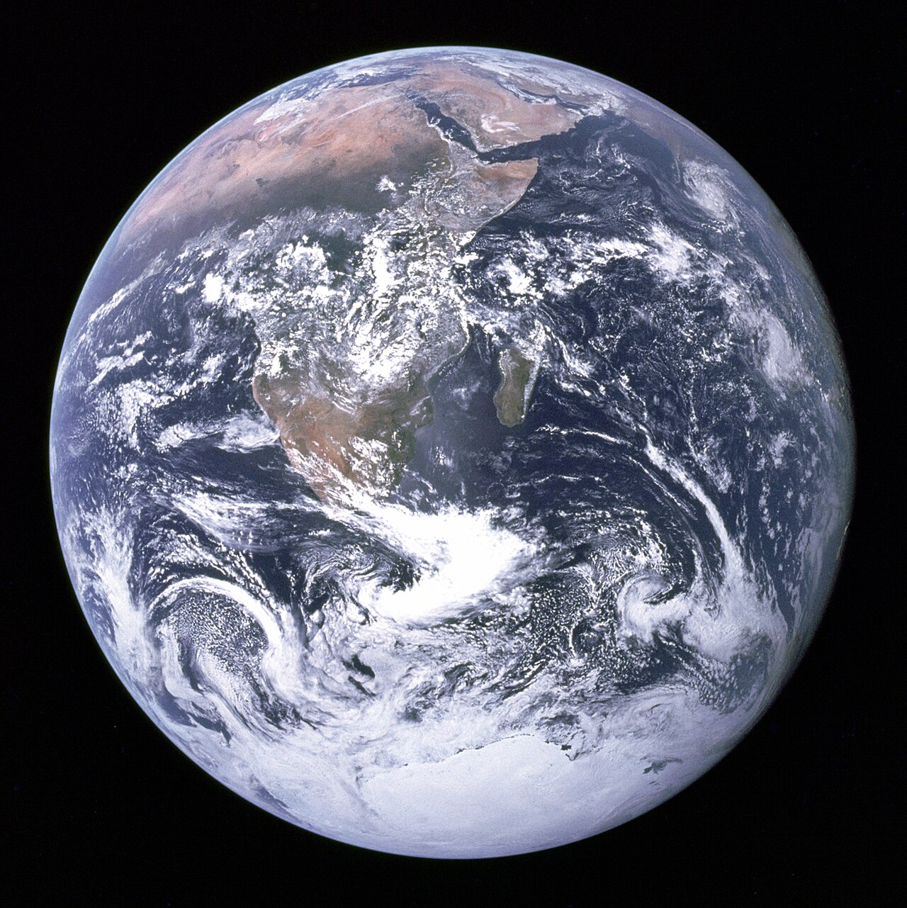 Gemini Builds Apps From Prompts in Minutes, AI Agents Shrink Legacy Migration Timelines — The Blue Marble label QS:Lar,