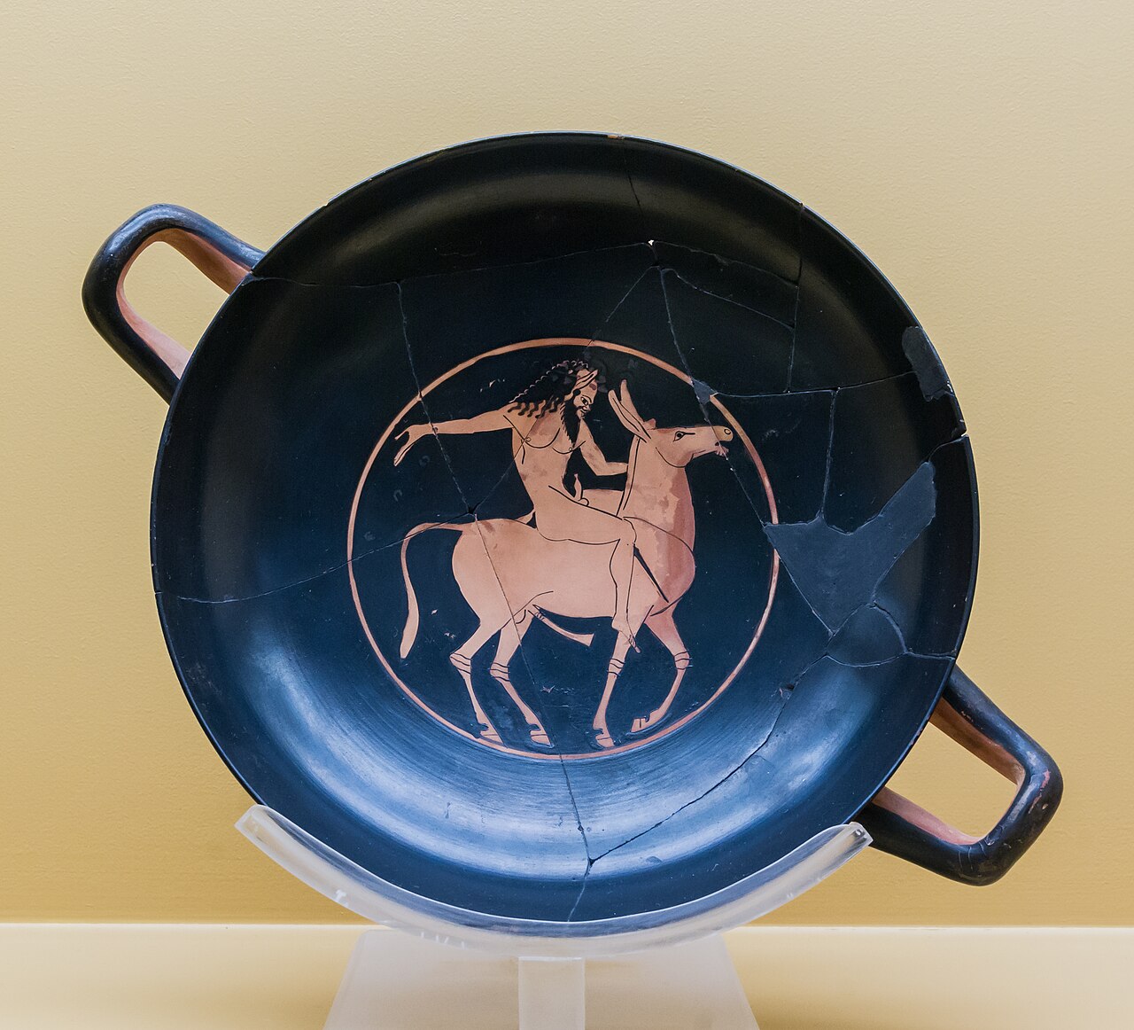 Running 510 GB DeepSeek-V4.1-Flash on 8 GB GPU Exposes Silent Blackwell Bugs — Silene donkey kylix running Ancient Agora Museum Athens