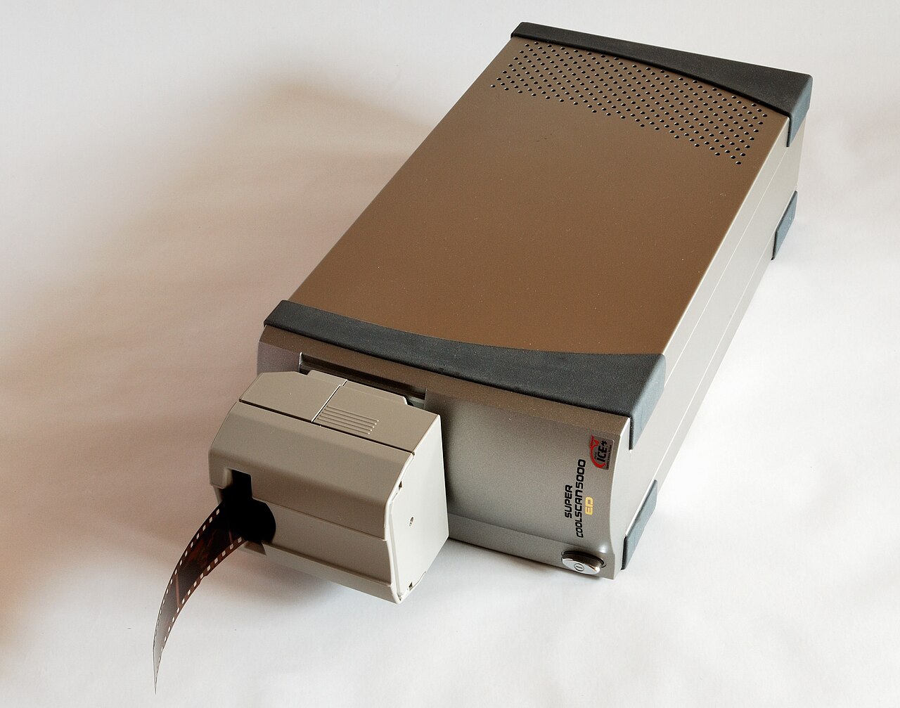 Nikon Strips AI-Generated Video of Top Prize in Microscopy Contest — Nikon Coolscan film