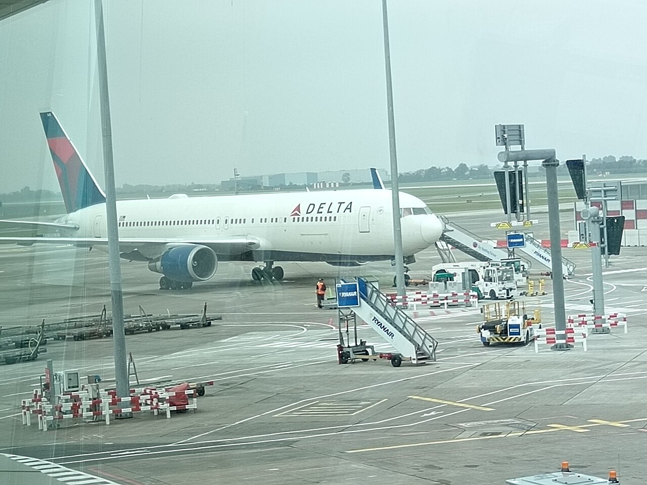 Eulix Parses 37M Lines of Linux Kernel Code in Under a Minute — Delta Air Lines (Dublin) in 2025.01