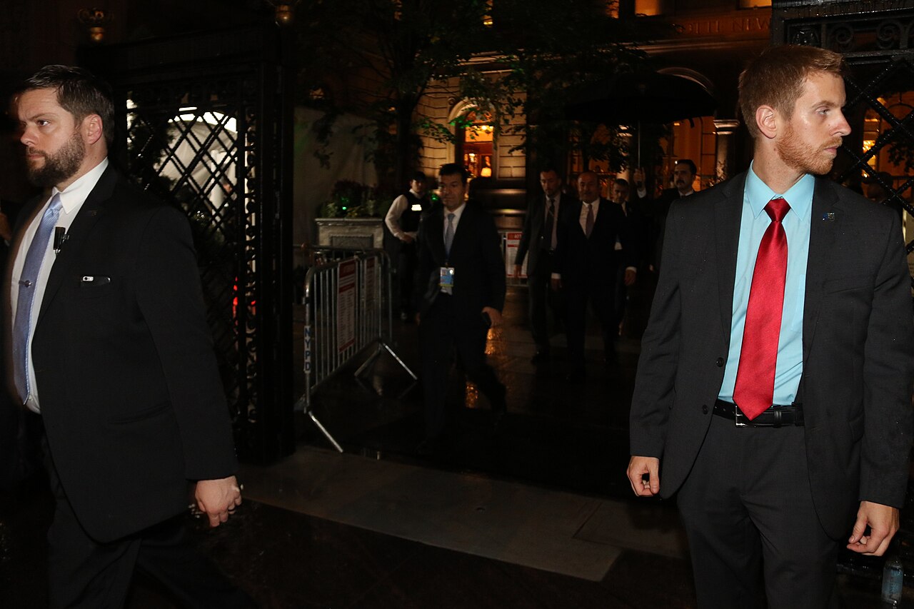 MCP Servers Leave Agents Unchecked, Gateways Offer the Fix — DSS special agents keep watch as dignitaries leave the Transatlantic Dinner at the Palace Hotel in New York City, September 25, 2018. (44020445755)