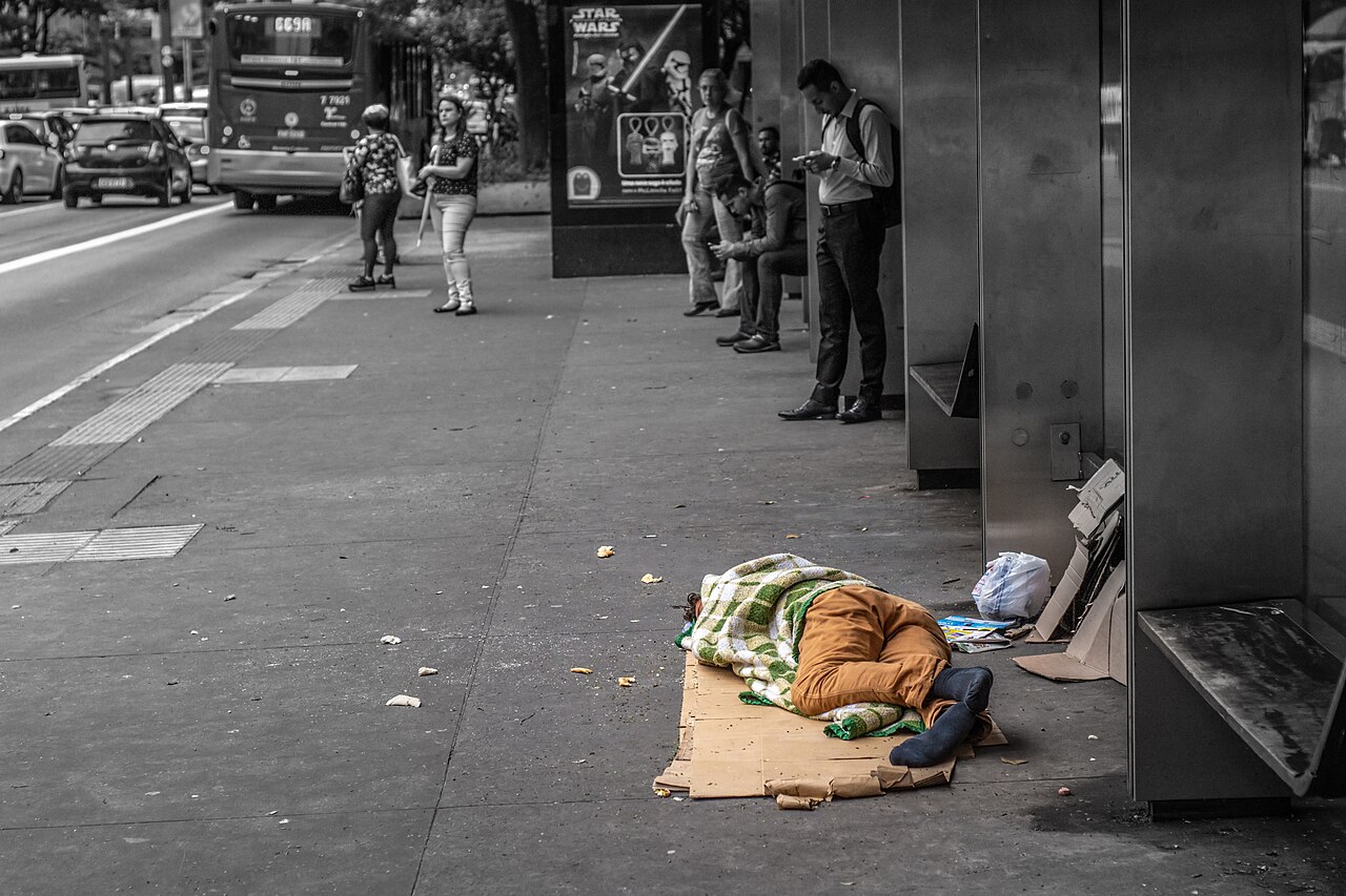AI Agents Need Sleep-Time Compute, Not Just Bigger Context — Homeless sleeping on Paulista Avenue, São Paulo city, Brazil